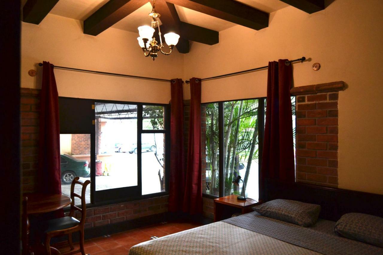 Hotel Columbus 산호세 외부 사진